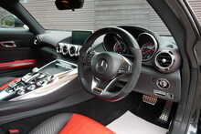 Mercedes-Benz AMG GT V8 BiTurbo S 