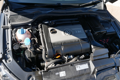 R 2.0 TSI RECARO EDITION DSG Auto Coupe 2.0 Semi Auto Petrol