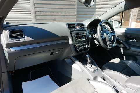 R 2.0 TSI RECARO EDITION DSG Auto Coupe 2.0 Semi Auto Petrol