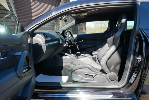 R 2.0 TSI RECARO EDITION DSG Auto Coupe 2.0 Semi Auto Petrol