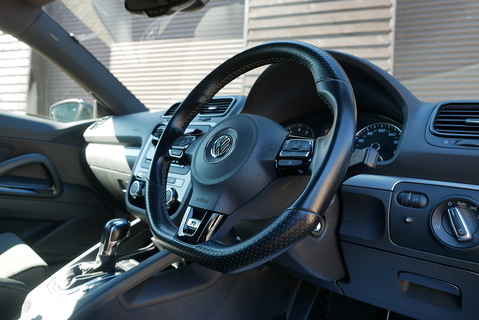 R 2.0 TSI RECARO EDITION DSG Auto Coupe 2.0 Semi Auto Petrol