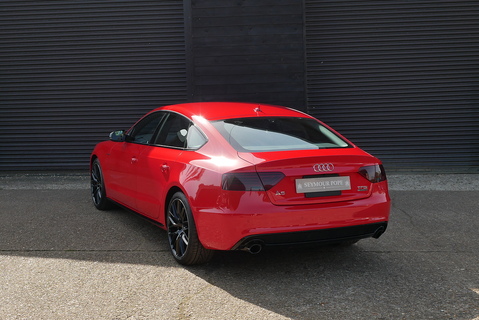 Sportback 2.0 TFSI Quattro S Line Black Edition PLUS Hatchback 2.0 Semi Auto Petrol