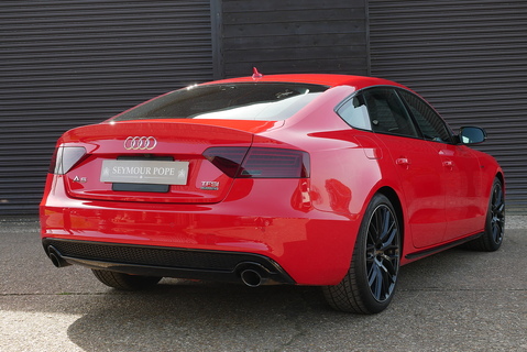 Sportback 2.0 TFSI Quattro S Line Black Edition PLUS Hatchback 2.0 Semi Auto Petrol