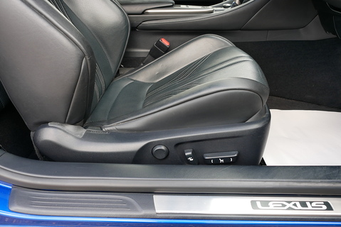 Lexus RC F 5.0 V8 Coupe Automatic (Stunning High Spec Example.. Perfect LEXUS History..)