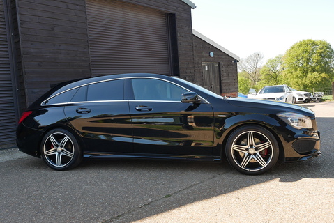 CLA 250 4Matic AMG SPORT Estate 2.0 Automatic Petrol