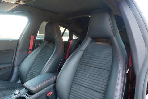 CLA 250 4Matic AMG SPORT Estate 2.0 Automatic Petrol