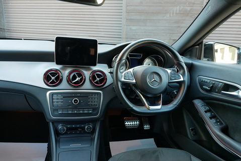 CLA 250 4Matic AMG SPORT Estate 2.0 Automatic Petrol