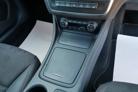 CLA 250 4Matic AMG SPORT Estate 2.0 Automatic Petrol
