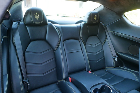 Maserati Granturismo 4.7 V8 Sport Coupe Automatic (Special Order Paint, Carbon Pack Evo 2, Alcantara Pack ++)