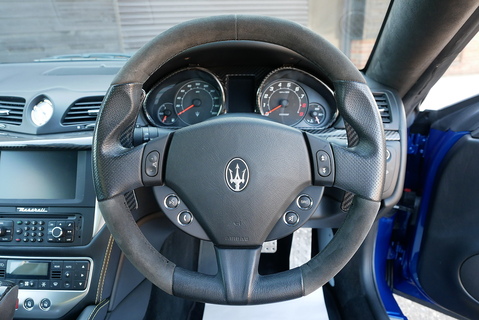Maserati Granturismo 4.7 V8 Sport Coupe Automatic (Special Order Paint, Carbon Pack Evo 2, Alcantara Pack ++)