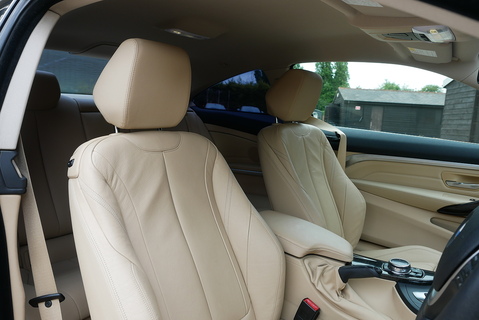 435I Luxury Coupe 3.0 Automatic Petrol