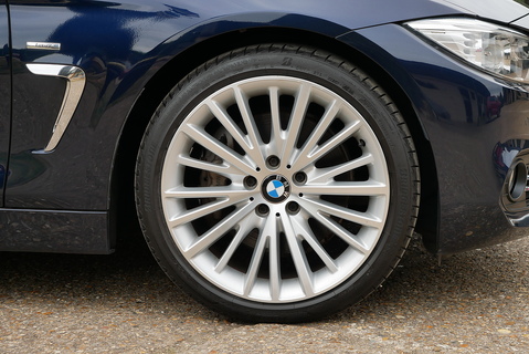 435I Luxury Coupe 3.0 Automatic Petrol