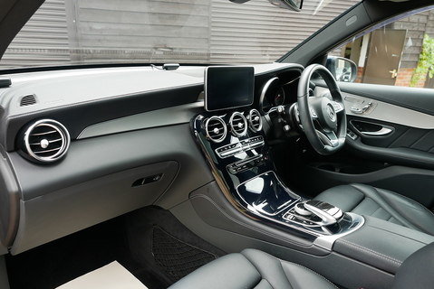 GLC 250 4Matic AMG Line Premium Plus Estate 2.0 Automatic Petrol