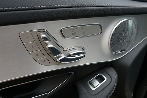 GLC 250 4Matic AMG Line Premium Plus Estate 2.0 Automatic Petrol