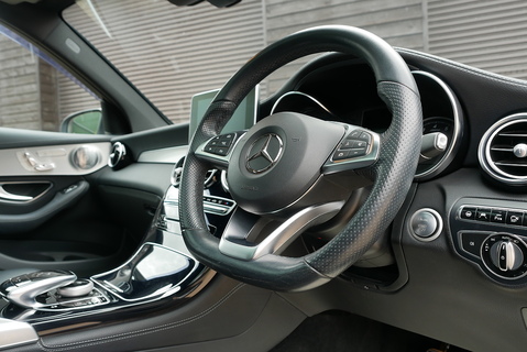 GLC 250 4Matic AMG Line Premium Plus Estate 2.0 Automatic Petrol