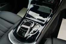 Mercedes-Benz GLC Class GLC 250 4Matic AMG Line Premium Plus 