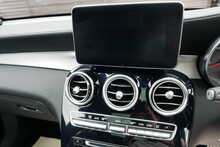 Mercedes-Benz GLC Class GLC 250 4Matic AMG Line Premium Plus 