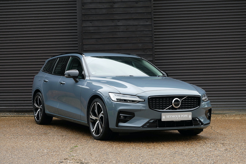 2.0 B3 MHEV Plus Estate 5dr Petrol Hybrid DCT Auto Euro 6 (s/s) (163 ps)