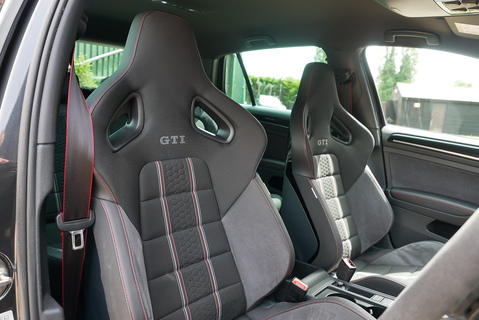 GTI Clubsport Edition 40 Track Edition DSG  Hatchback 2.0 Semi Auto Petrol