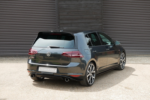 GTI Clubsport Edition 40 Track Edition DSG  Hatchback 2.0 Semi Auto Petrol
