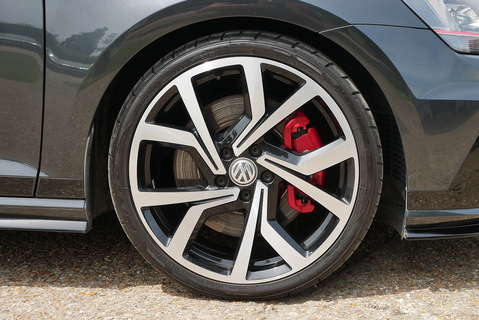 GTI Clubsport Edition 40 Track Edition DSG  Hatchback 2.0 Semi Auto Petrol