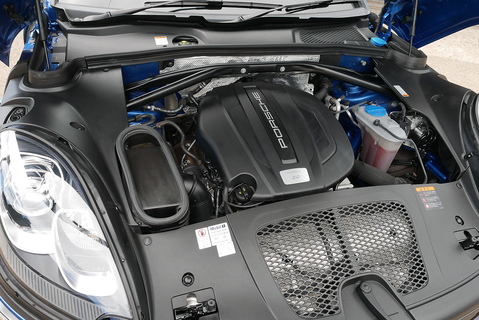 2.0T AWD PDK Automatic Estate 2.0 Semi Auto Petrol