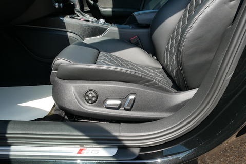 4.0 TFSI V8 S Tronic quattro Euro 6 (s/s) Saloon 4000 Automatic Petrol
