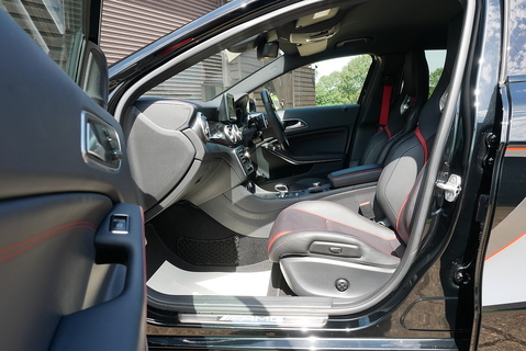 GLA AMG 45 4Matic "1st Edition" Estate 2.0 Automatic Petrol