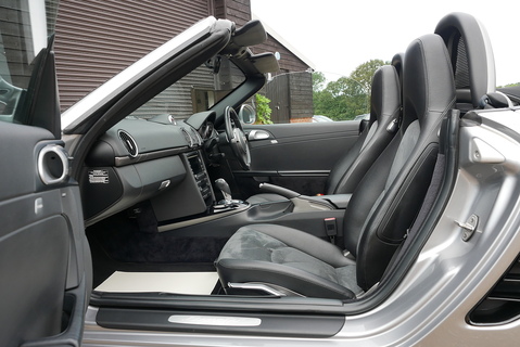 2.9 987 Convertible 2dr Petrol PDK (214 g/km, 255 bhp)