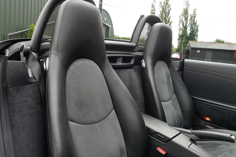 2.9 987 Convertible 2dr Petrol PDK (214 g/km, 255 bhp)