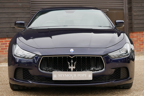 3.0D V6 Saloon 4dr Diesel ZF Euro 5 (s/s) (275 ps)