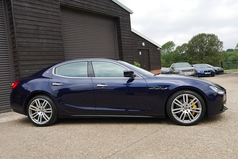 3.0D V6 Saloon 4dr Diesel ZF Euro 5 (s/s) (275 ps)