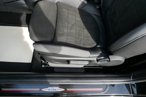 2.0 Cooper S Sport Hatchback 3dr Petrol Steptronic Euro 6 (s/s) (178 ps)