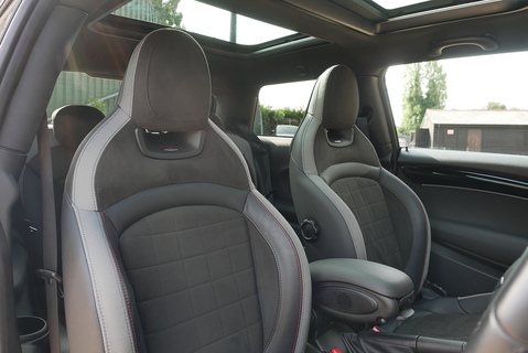 2.0 Cooper S Sport Hatchback 3dr Petrol Steptronic Euro 6 (s/s) (178 ps)