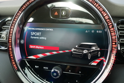 2.0 Cooper S Sport Hatchback 3dr Petrol Steptronic Euro 6 (s/s) (178 ps)