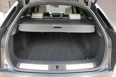 3.0 SD6 V6 R-Dynamic HSE SUV 5dr Diesel Auto 4WD Euro 6 (s/s) (300 ps)