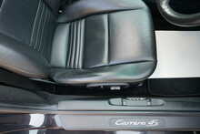 Porsche 911 996 C4S 3.6 Coupe Tiptronic Automatic 
