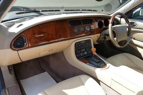 4.0 100 Limited Edition Coupe 2dr Petrol Automatic (301 g/km, 370 bhp)