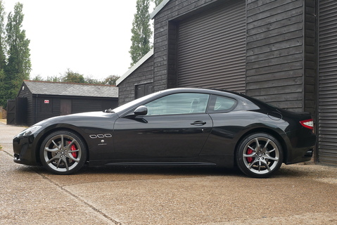 Maserati Granturismo 4.7 V8 Sport Coupe Automatic (460 ps)