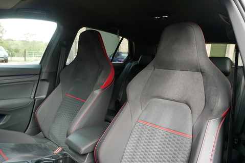 2.0 TSI GTI Clubsport Hatchback 5dr Petrol DSG Euro 6 (s/s) (300 ps)