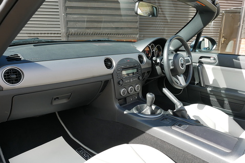 Mazda MX-5 1.8i Kendo Convertible 5 Speed Manual