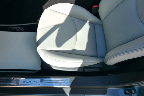 Mazda MX-5 1.8i Kendo Convertible 5 Speed Manual