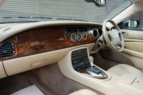 Jaguar XKR 4.2 V8 S/C Premium Coupe Automatic 