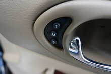 Jaguar XKR 4.2 V8 S/C Premium Coupe Automatic 