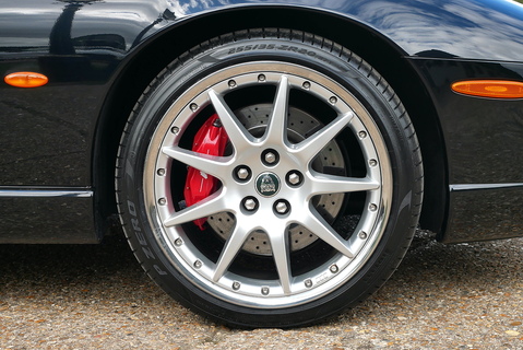 Jaguar XKR 4.2 V8 S/C Premium Coupe Automatic 