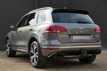 Volkswagen Touareg TDI V6 BlueMotion Tech R-Line 