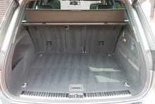 Volkswagen Touareg TDI V6 BlueMotion Tech R-Line 