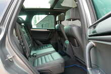 Volkswagen Touareg TDI V6 BlueMotion Tech R-Line 