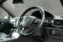 Volkswagen Touareg TDI V6 BlueMotion Tech R-Line 