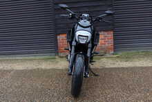 Ducati Diavel Dark 